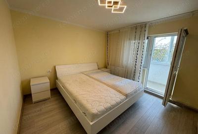 Apartament cu 4 camere decomandat în Vlădeasa - 5
