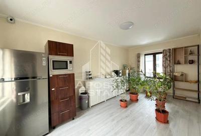 Casa individuala cu 8 camere, 750mp teren, in Mehala - 20