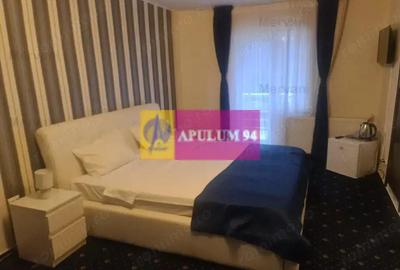 Spațiu comercial, de 900 mp, în Central - 3