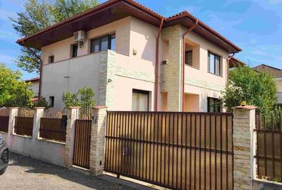 Casă cu 6 camere cu Teren 500 Mp în Central - 10