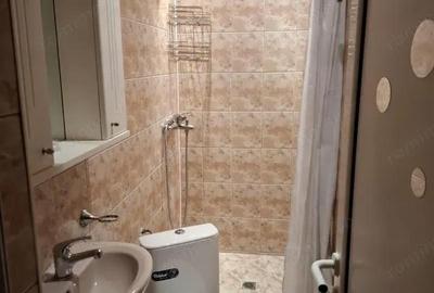 Apartament cu 2 camere decomandat în Spitalul Județean