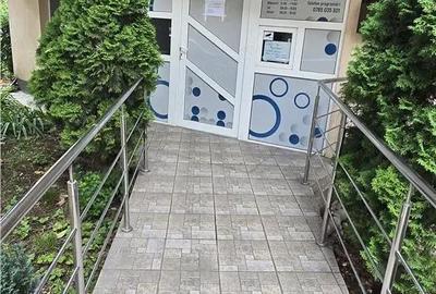 Spațiu comercial, de 52 mp, în Central - 7