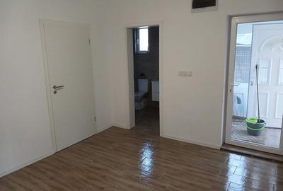 Duplex cu 4 camere cu Teren 235 Mp în Plopi - 8