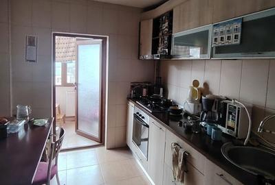 Apartament cu 3 camere decomandat în Albești - 6
