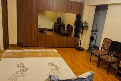 Apartament cu 3 camere semidecomandat, mobilat în Titan - 5
