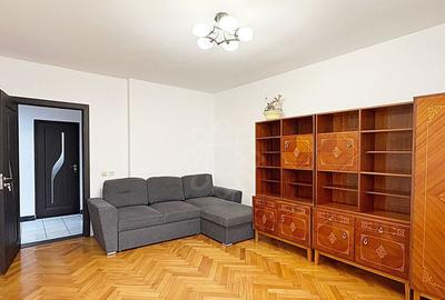 Apartament cu 3 camere pe strada Republicii - 2