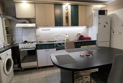 Apartament cu 4 camere decomandat în Păcurari - 13