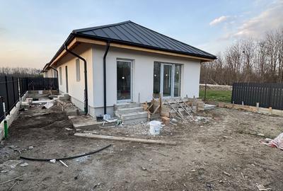 Casă cu 3 camere cu Teren 285 Mp în Clinceni - 4