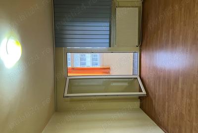 Oferta de Black Friday 1000 euro -Vand ap2 camere, decomandat,proprietar, zona d-na Ghica , - 1