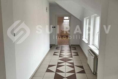 Casă cu 10 camere cu Teren 700 Mp în Central - 7