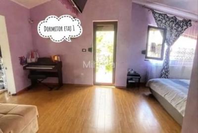 Casă cu 4 camere în Vânători - 7