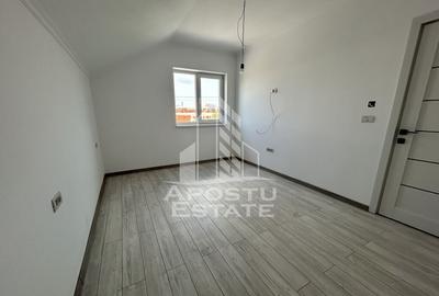 Casă cu 4 camere cu Teren 325 Mp în Becicherecu Mic