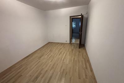 Apartament cu 3 camere decomandat în Iancului - 9