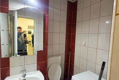 Apartament cu 3 camere decomandat în Tudor - 3