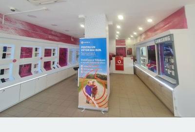 Spațiu comercial, de 70 mp, în Central - 4