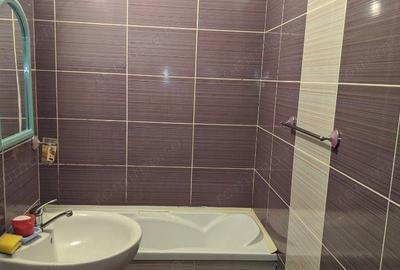 Apartament cu 2 camere decomandat în Mihai Bravu - 2