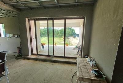 Str. Corbului, casa P+1, 30 ari teren - 15