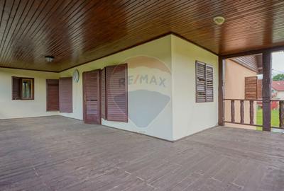 Casa / Vila de vanzare Fundata- Romania