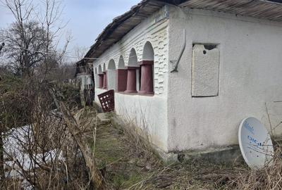 Casă cu 3 camere în Cuza Vodă - 4