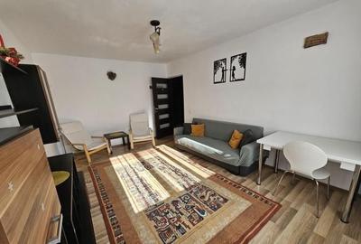 Apartament cu 2 camere decomandat, mobilat în Poarta 6 - 6