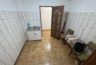 Apartament cu 2 camere semidecomandat în Inel I - 8