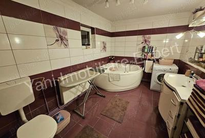 Casă cu 5 camere cu Teren 557 Mp în Central - 11