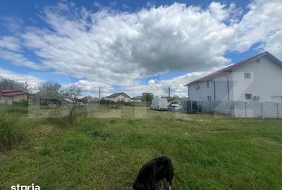 Teren de 598 mp, în Malu Mare