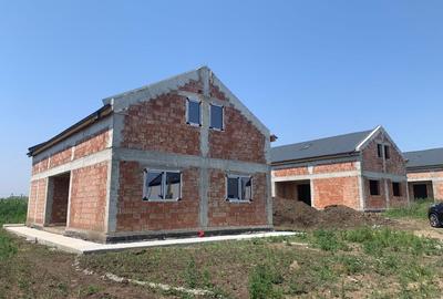 Casă cu 4 camere în Aroneanu - 8