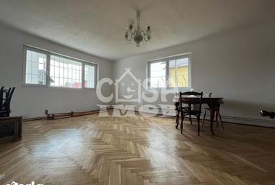 Casă cu 6 camere cu Teren 1100 Mp în Central - 3