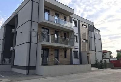 Apartament cu 2 camere, mobilat în Soarelui