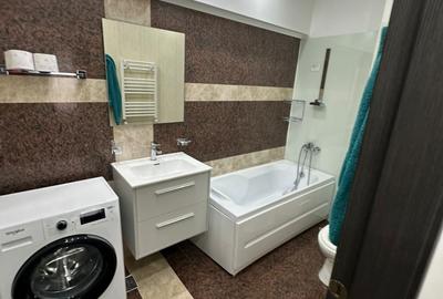City Park Mall- 2 camere decomandate,  mobilat-utilat complet, termen lung - 12