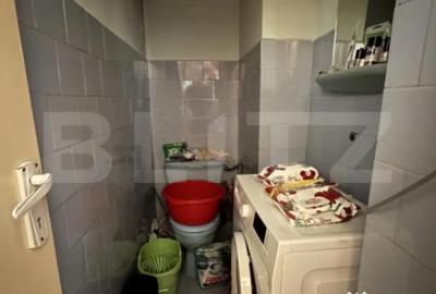 Apartament cu 3 camere decomandat în Tudor