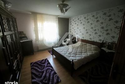 Casă cu 6 camere cu Teren 42021 Mp în Trivale - 4