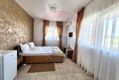 Hotel/Pensiune, de 271.91000366211 mp, în Central - 10