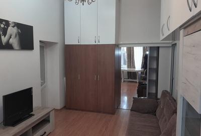 Unirii, Horoscop, Calea Serban Voda - 10