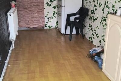 Casa renovata in Preluci la 12 Km de Comanesti , fantana si centrala proprie - 3