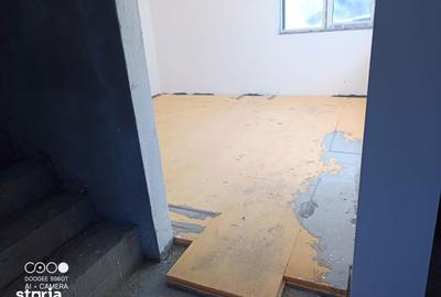 Casă cu 9 camere cu Teren 500 Mp în Central - 9