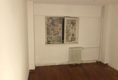 Apartament cu 3 camere decomandat în Valea Ialomiței - 6