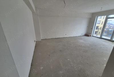 Apartament cu 2 camere decomandat în Central - 2