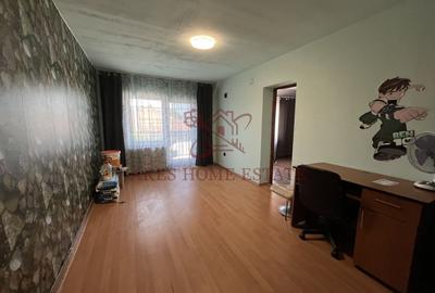 Casă individuală P+1+pod, pe piloni cu panouri solare - 2