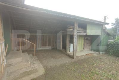 Casa 4 camere, 2610 mp teren, zona Solca, Radauti - 7