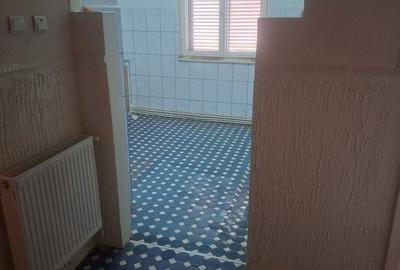 Apartament cu 3 camere decomandat în Sud - 7