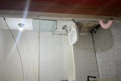 Vind apartament 2 camere zona Mall 9 mai - 6