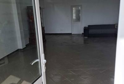 Casă cu 3 camere cu Teren 500 Mp în Smârdan - 2