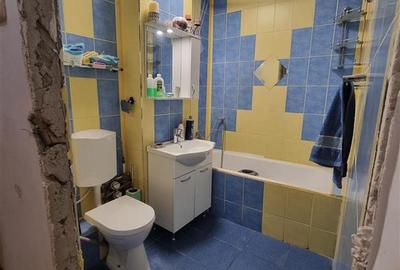 Apartament cu 3 camere decomandat în Berceni - 3