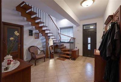 Casă individuală cu 5 camere cu Canalizare în Bucium - 7