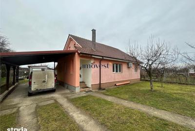 Casă cu 6 camere cu Teren 1375 Mp în Medieșu Aurit - 4