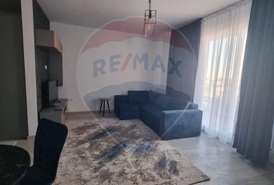 Apartament cu 3 camere de inchiriat in zona Km 5 - 3