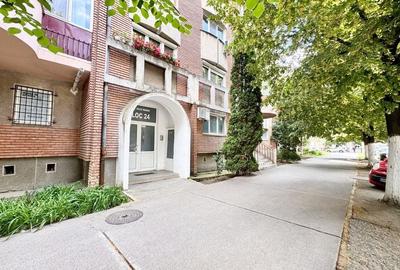 Apartament cu 3 camere decomandat, mobilat în Podgoria