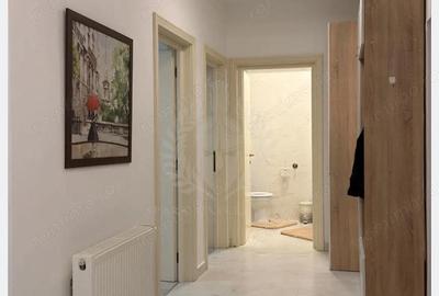 Apartament cu 3 camere în 9 Mai - 2